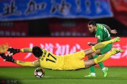 lol季中赛-上港胜恒大，联赛积分榜争夺竞争激烈