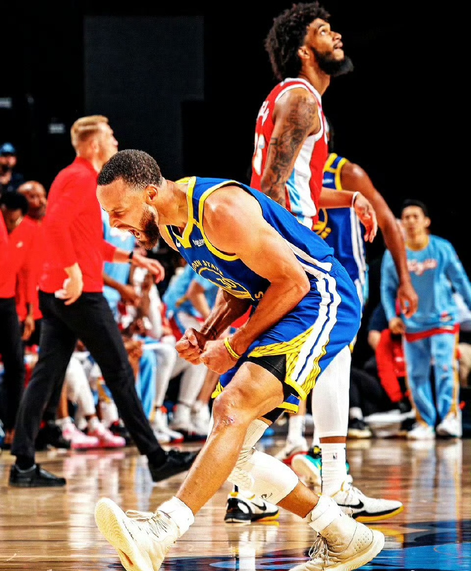 勇士碾压湖人,麦科勒姆高光表现的简单介绍 勇士碾压湖人,麦科勒姆高光表现的简单介绍